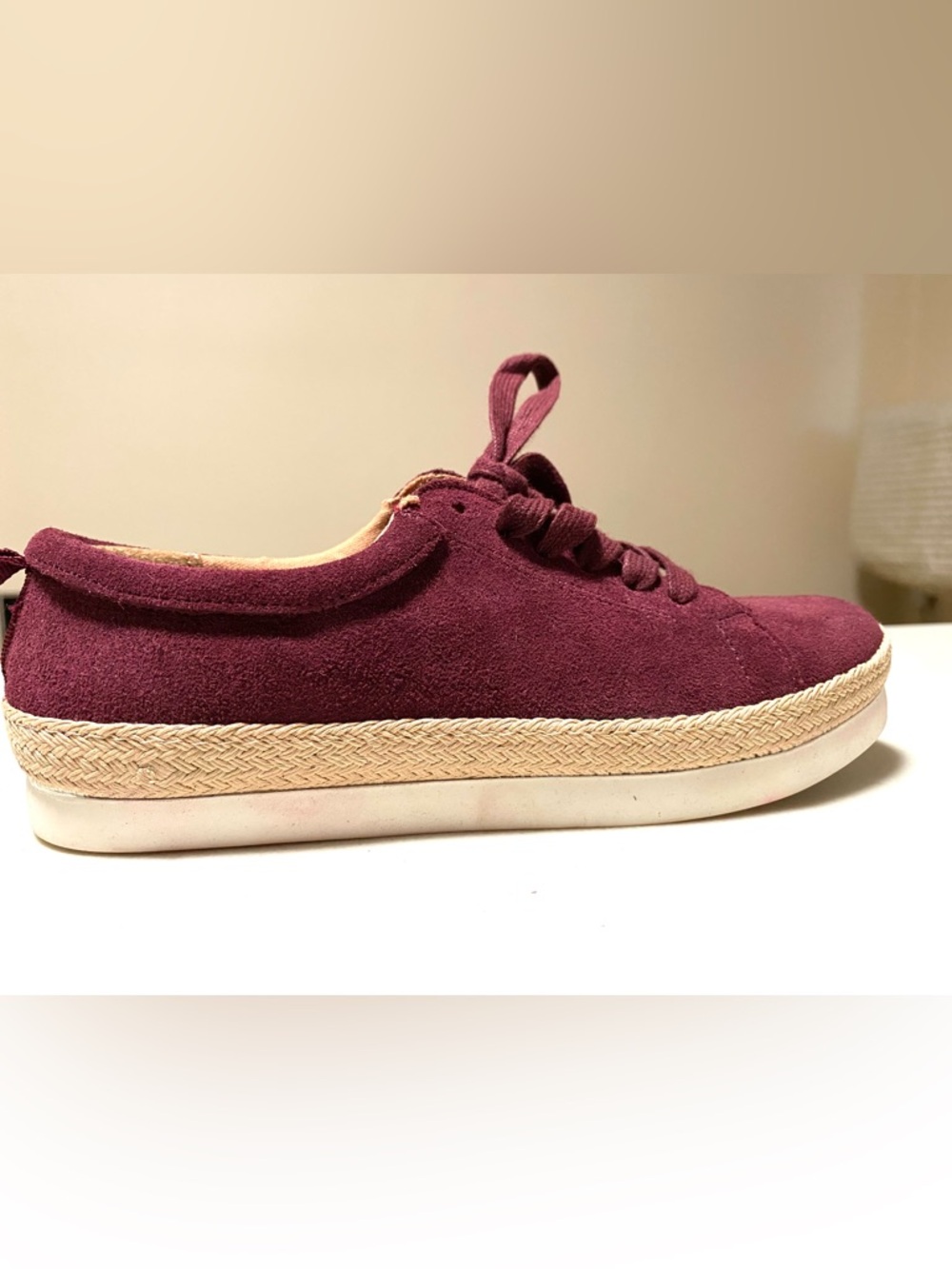 NWT Carlos Santana Women's Suede Lace-Up Sneaker in Burgundy 6
